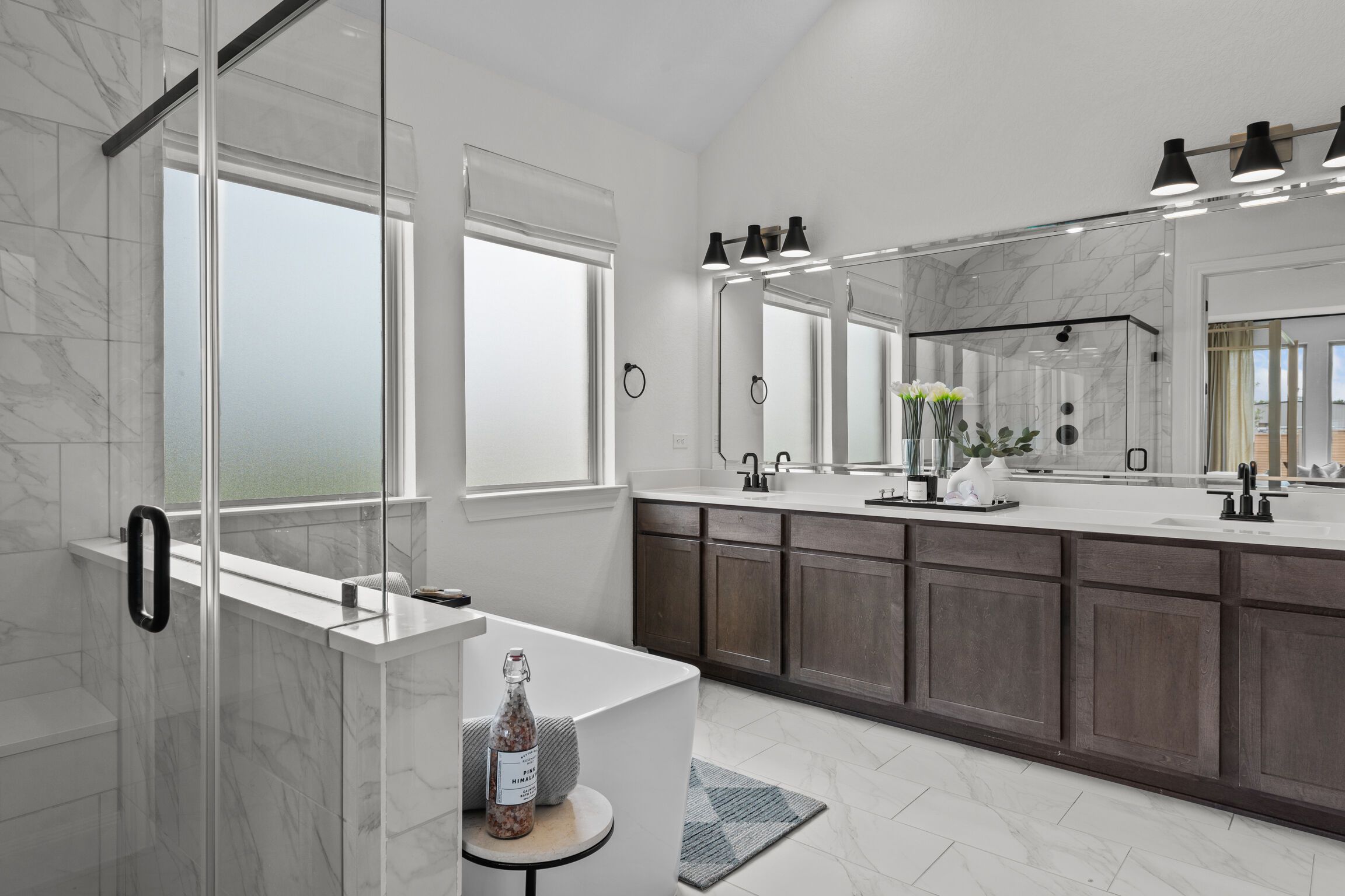 Owner's Bath