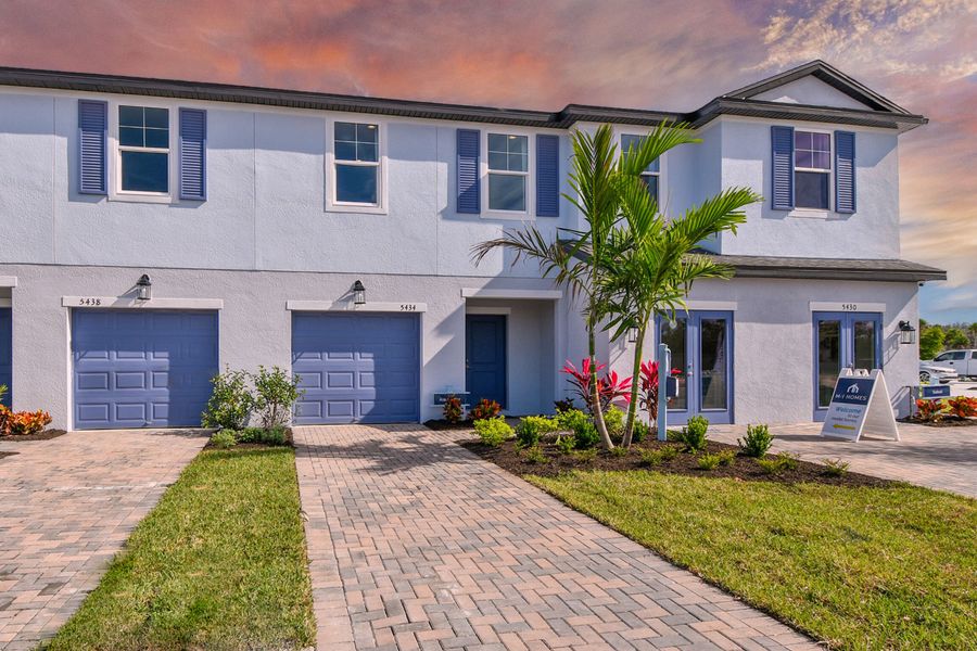 Alexander by M/I Homes in Sarasota-Bradenton FL