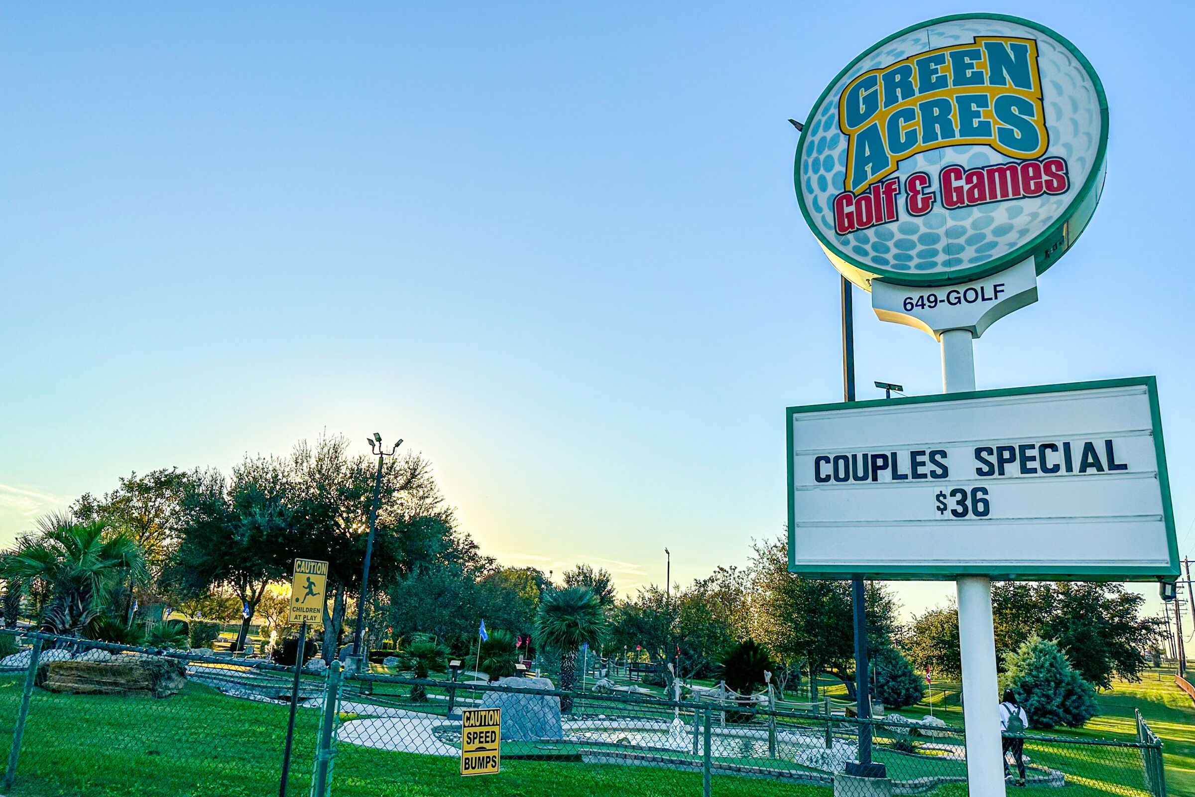 Surrounding Area - Green Acres Mini Golf
