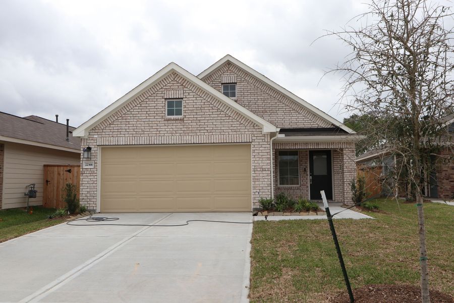 22366 Curly Maple Drive. New Caney, TX 77357
