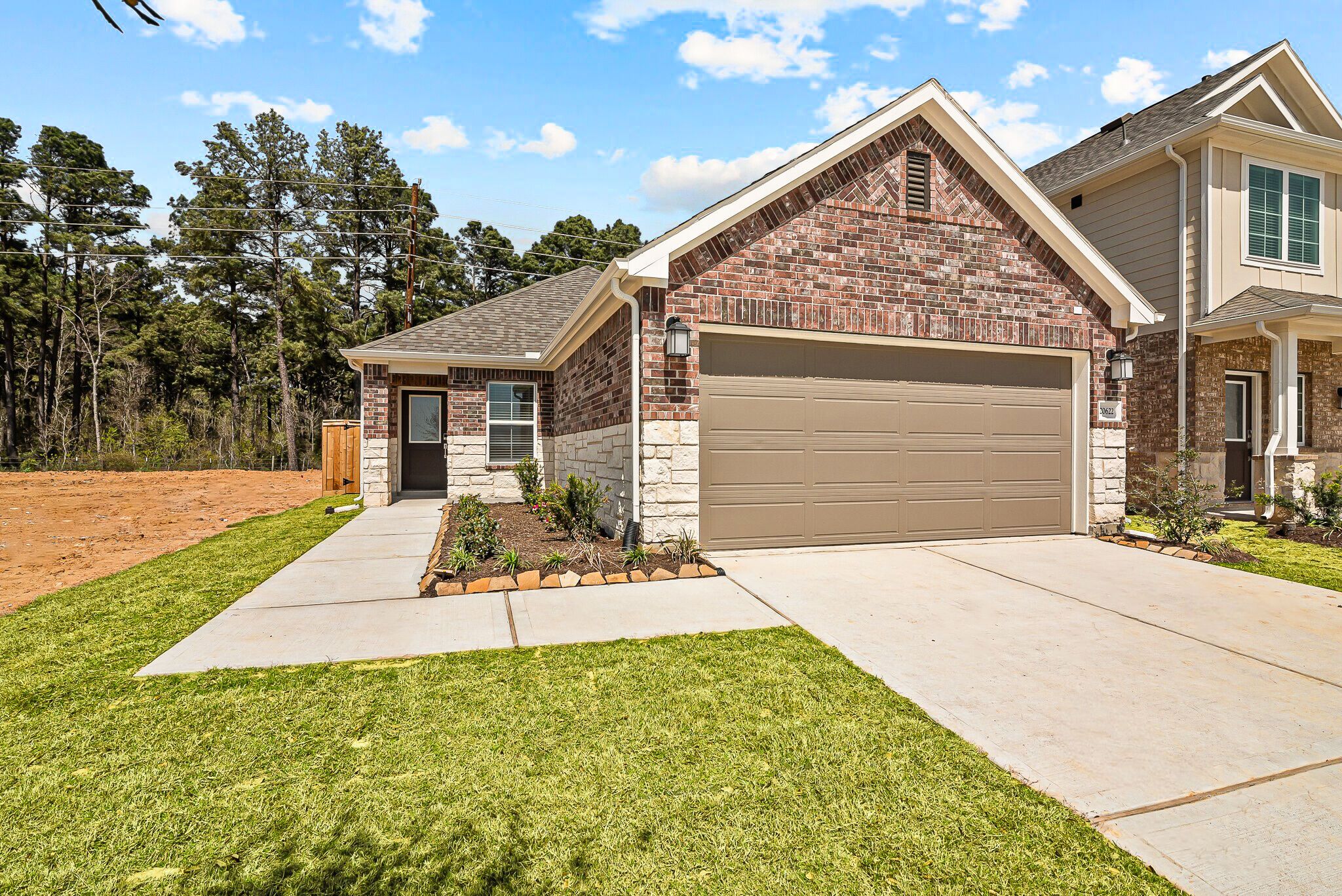 5022 Perennial Lane. La Marque, TX 77568