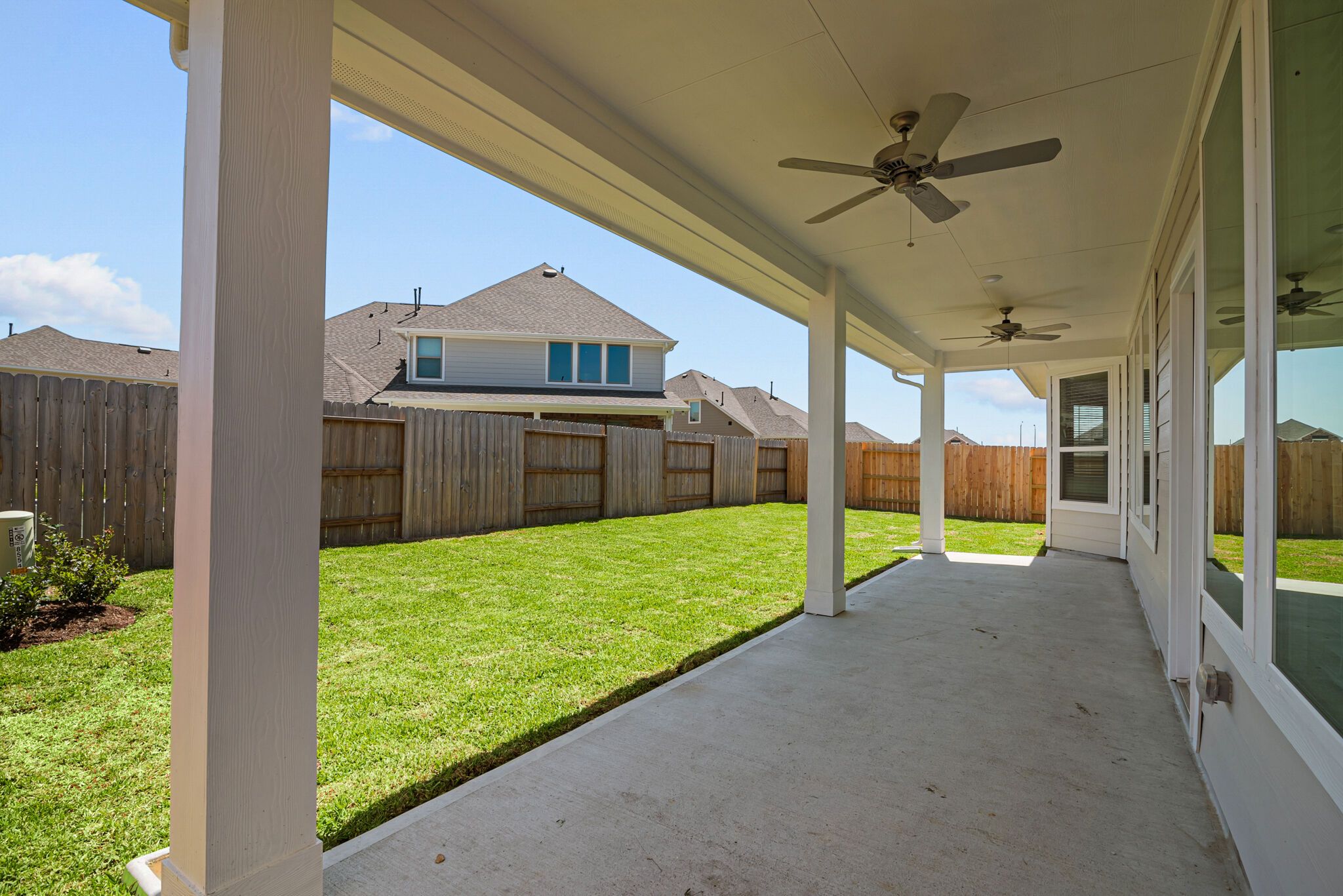9912 Cavelier Canyon Court. Montgomery, TX 77316