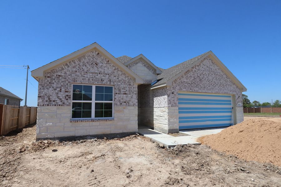 3613 Moraine Lake Drive. Santa Fe, TX 77510