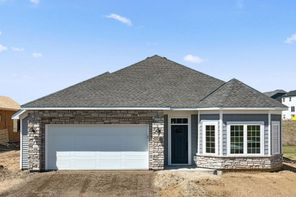 7247 Parquet Avenue NE (Cedarwood)