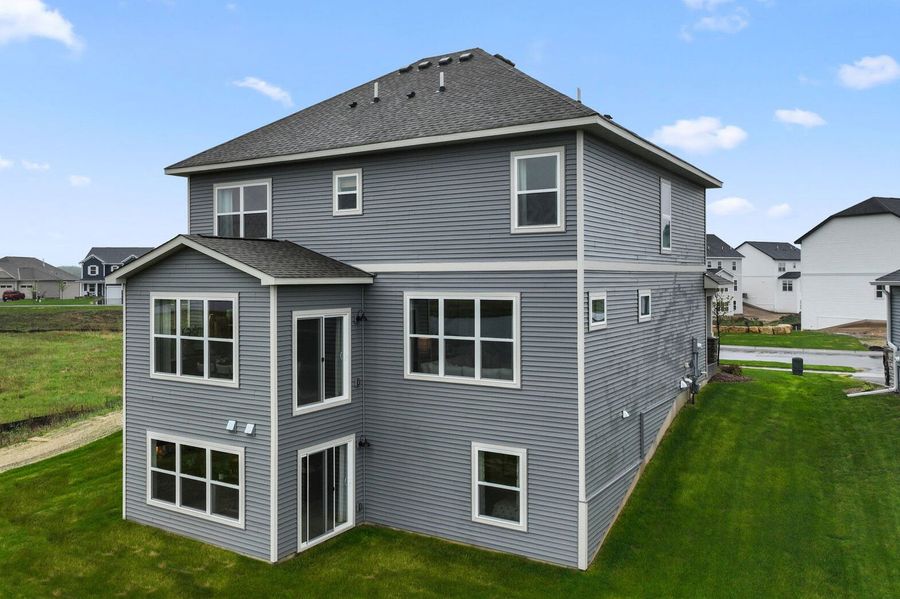 15645 Granada Avenue North (Victoria)