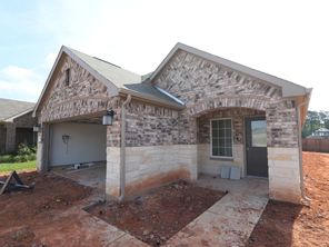 741 Roaring Falls Drive (Magnolia)