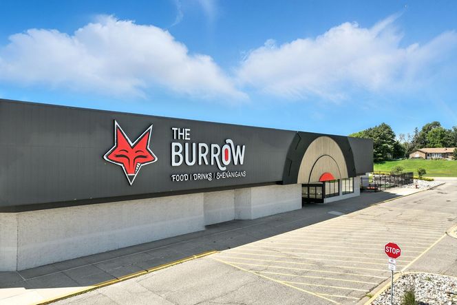 The Burrow - 2.3 Miles from Inwood Townhomes