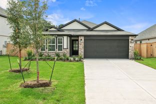 Freestone - Pinewood At Grand Texas: New Caney, Texas - M/I Homes