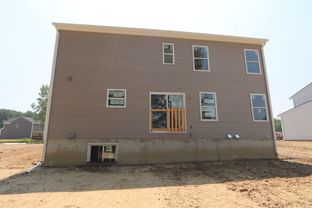 Sawyer - Cambridge Park: Grand Blanc, Michigan - M/I Homes