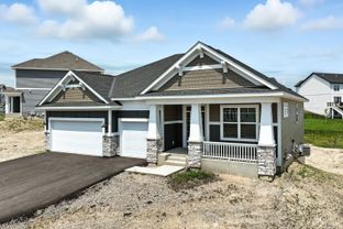 Langford - Woodland Cove: Minnetrista, Minnesota - M/I Homes