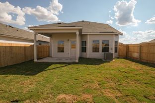 Larkspur - Park Place: New Braunfels, Texas - M/I Homes
