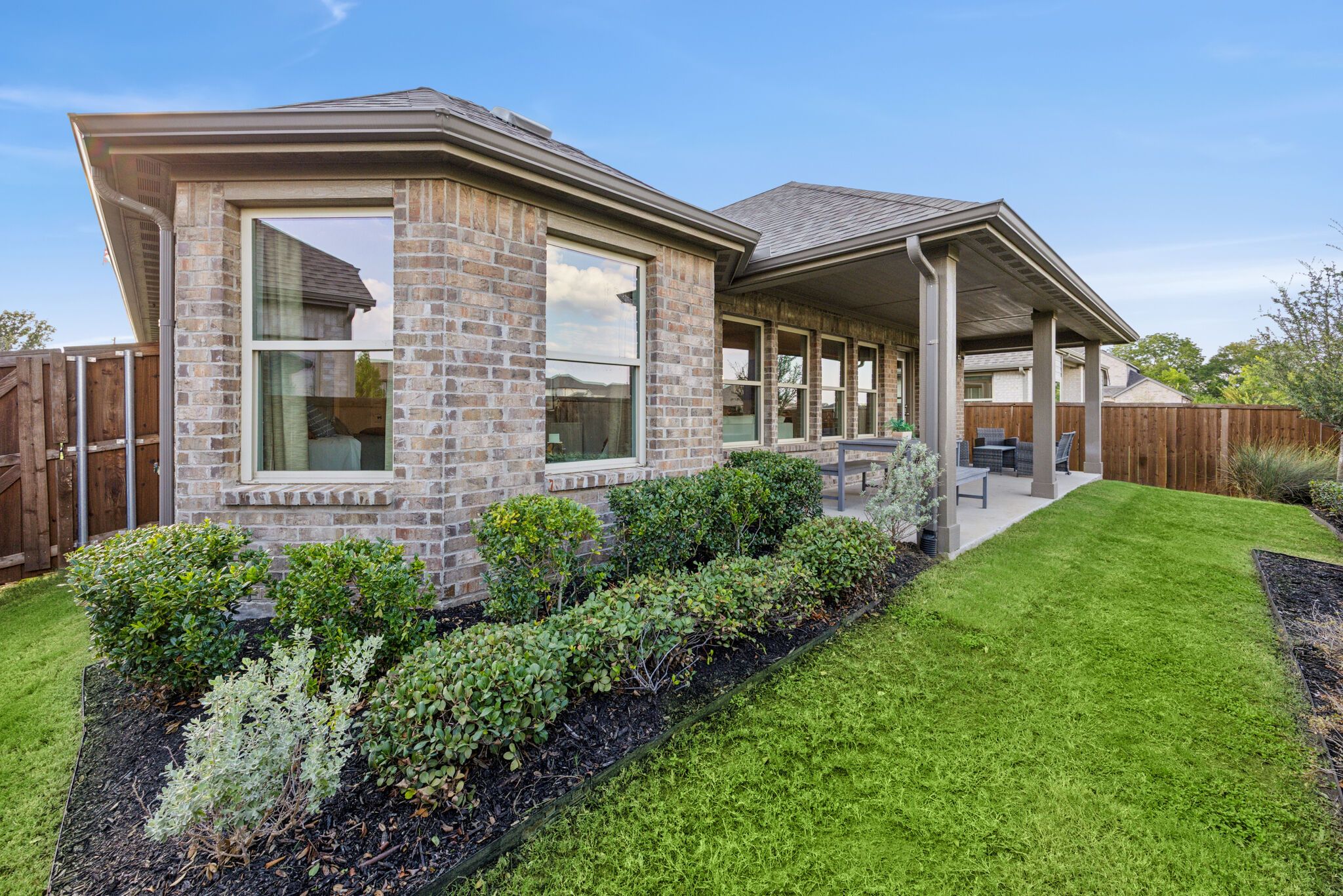 10028 Blue Forest Lane (Esparanza)