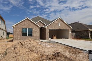 Pizarro - Pinewood At Grand Texas: New Caney, Texas - M/I Homes