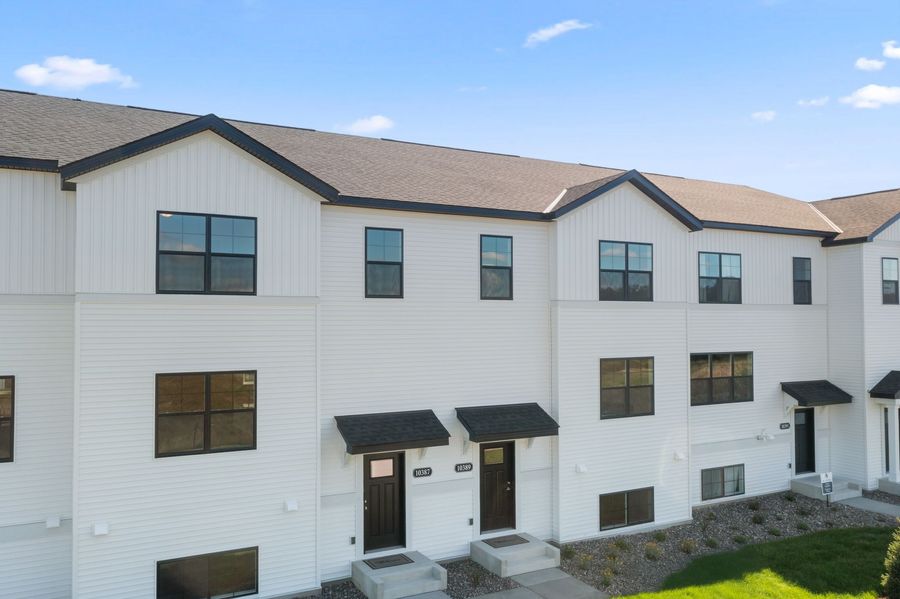 10387 Birchwood Circle (Dylan)