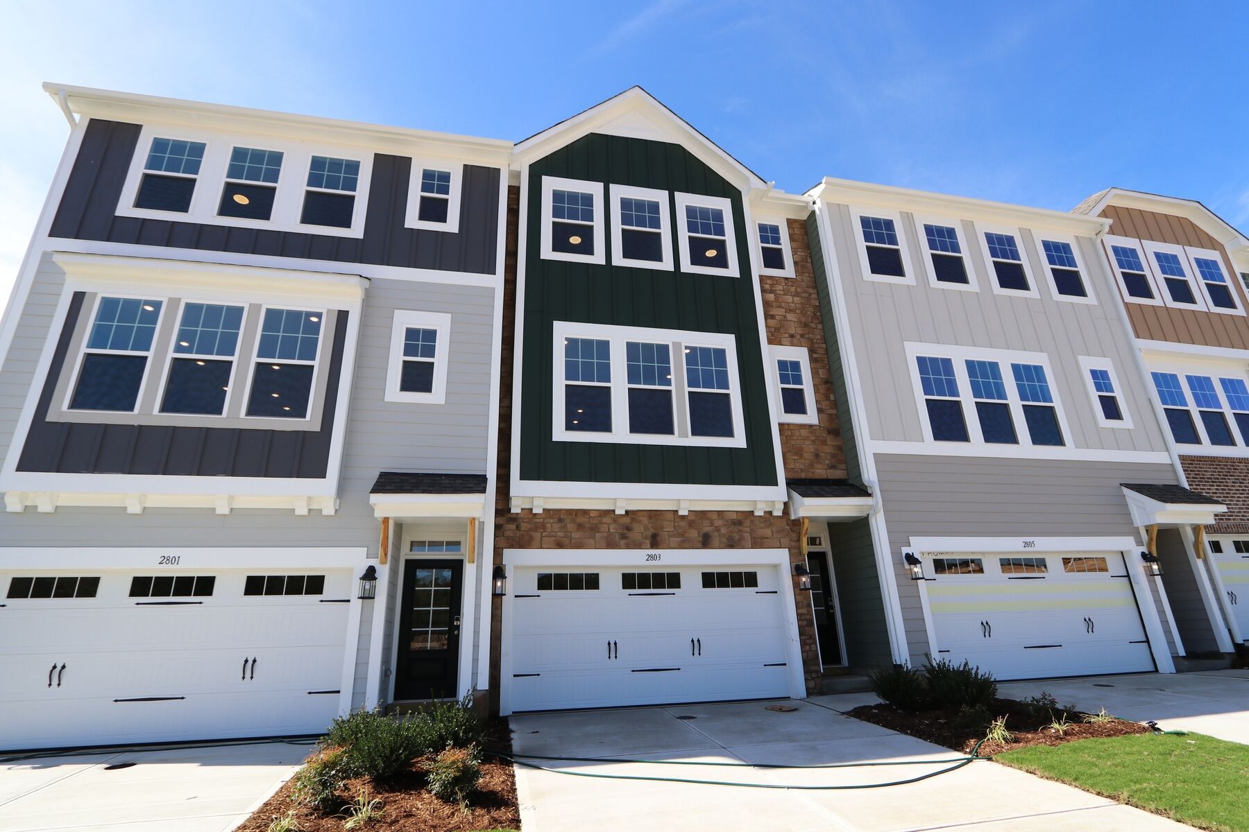 2803 Carbondale Court