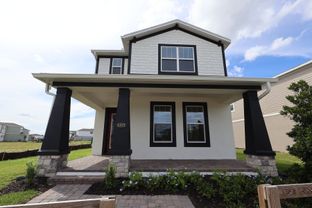 Sebring - Center Lake On The Park: Saint Cloud, Florida - M/I Homes