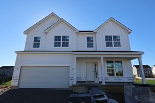 Findlay - Pinnacle Quarry: Grove City, Ohio - M/I Homes
