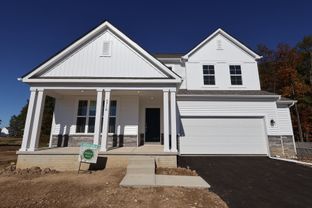 Worthington - Woodcrest Crossing: Powell, Ohio - M/I Homes