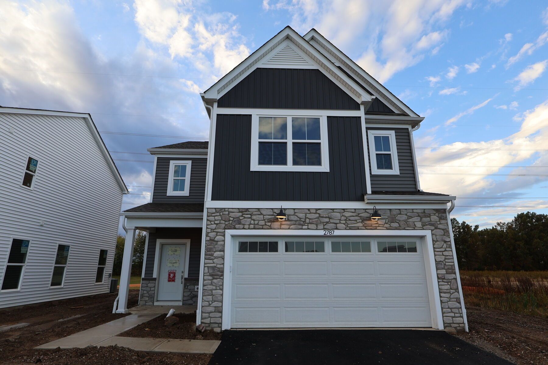 Saugatuck - Clarkshaw Crossing: Powell, Ohio - M/I Homes