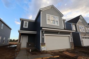 Saugatuck - Clarkshaw Crossing: Powell, Ohio - M/I Homes