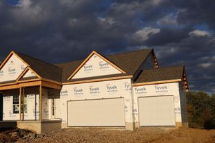 Riverside - Heron Crossing: Pickerington, Ohio - M/I Homes