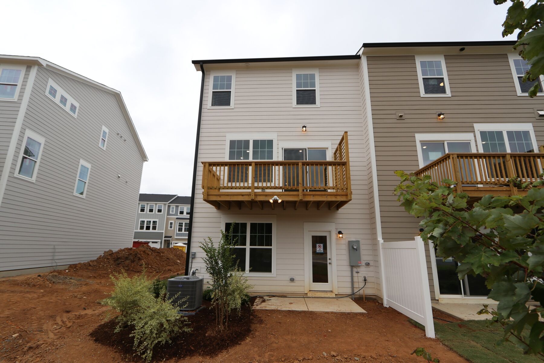 10021 Secluded Garden Drive (Hyde Park)