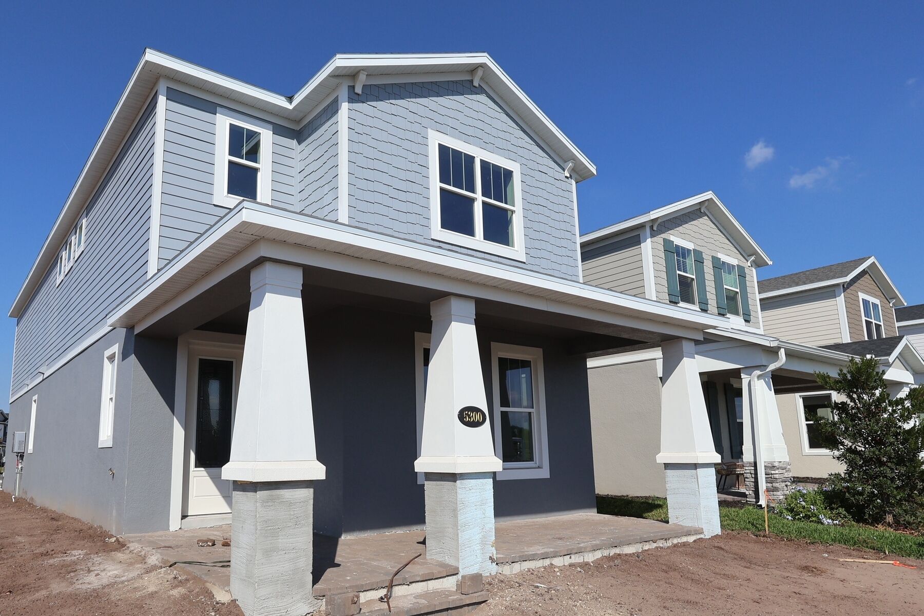 Sebring - Center Lake On The Park: Saint Cloud, Florida - M/I Homes