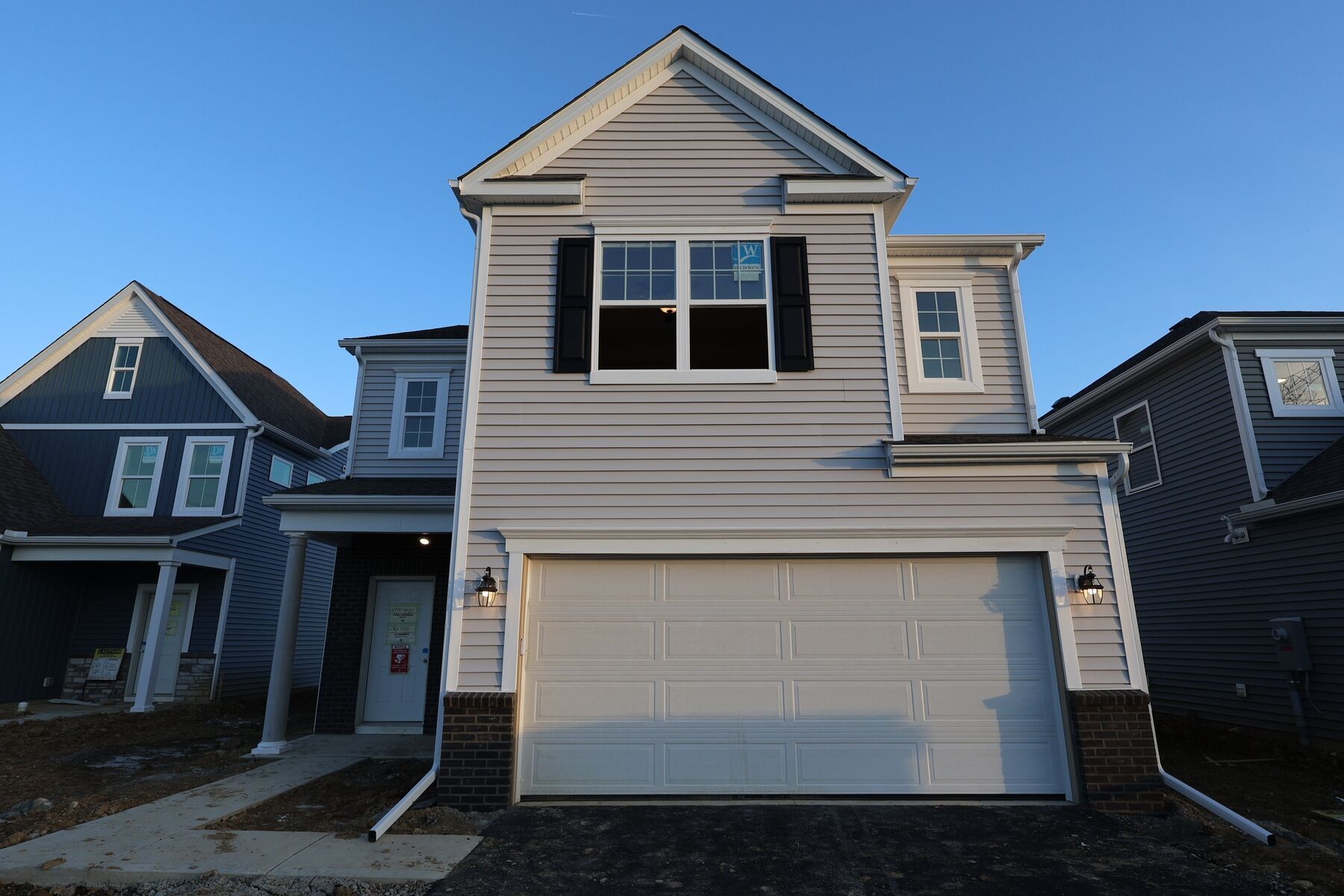 Saugatuck - Clarkshaw Crossing: Powell, Ohio - M/I Homes