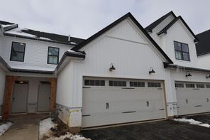 5516 Fawnsbury Court (Ainslie)