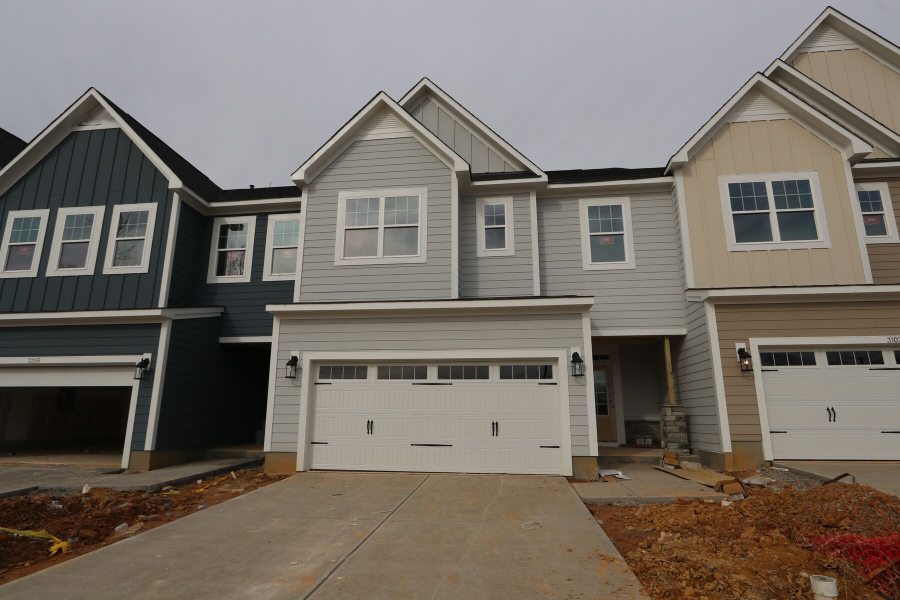 3104 Cathedral Comb Drive