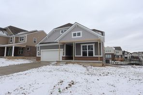 620 Goldfinch Drive (Melville)