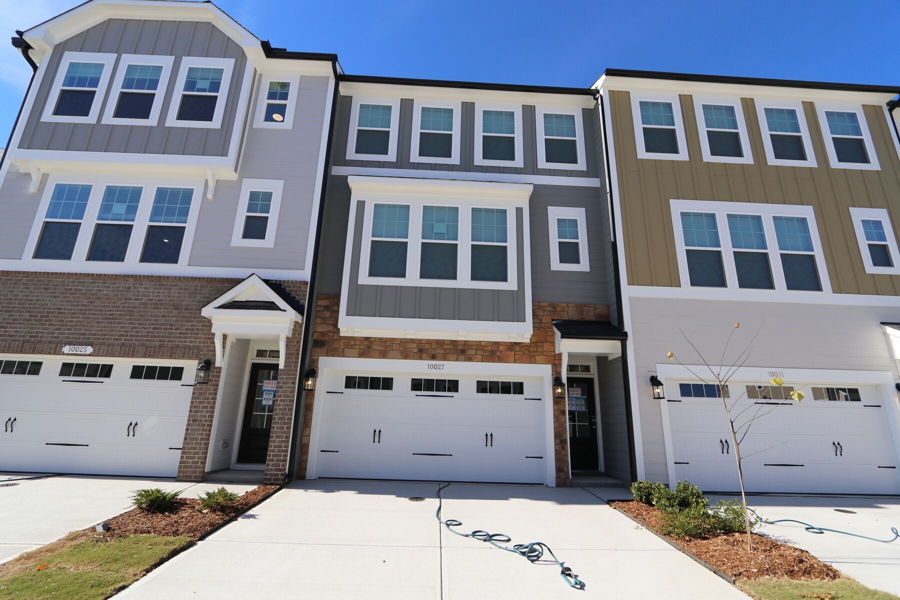 10027 Secluded Garden Drive (Hyde Park)