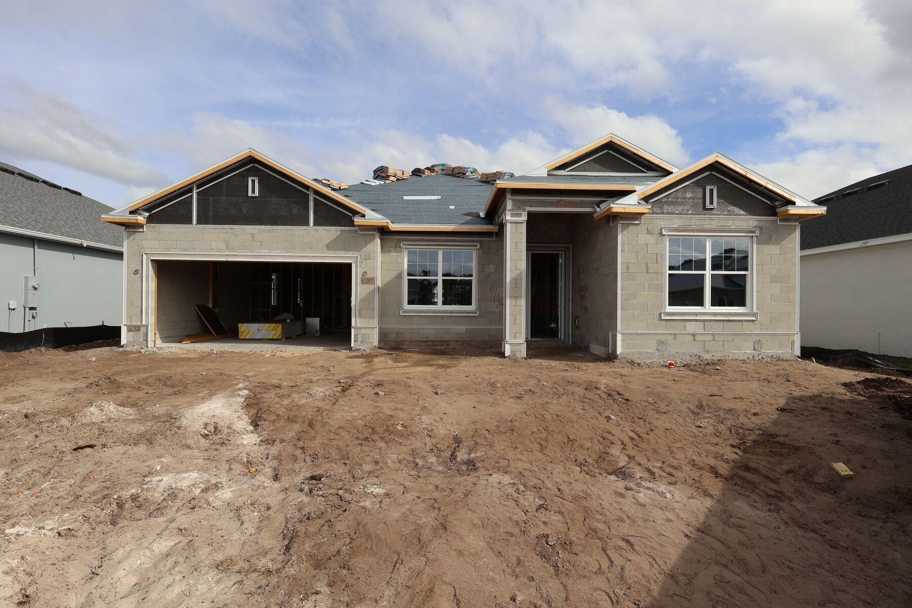 2711 Ravencliffe Ter