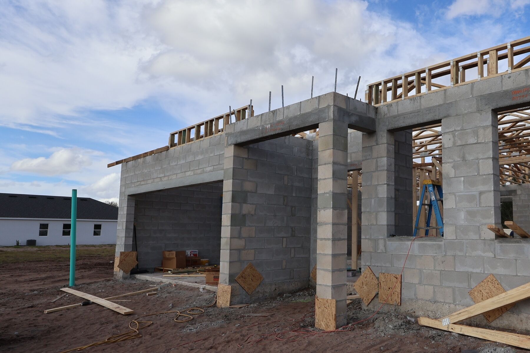 Santa Barbara II - Bay Lake Farms: Saint Cloud, Florida - M/I Homes