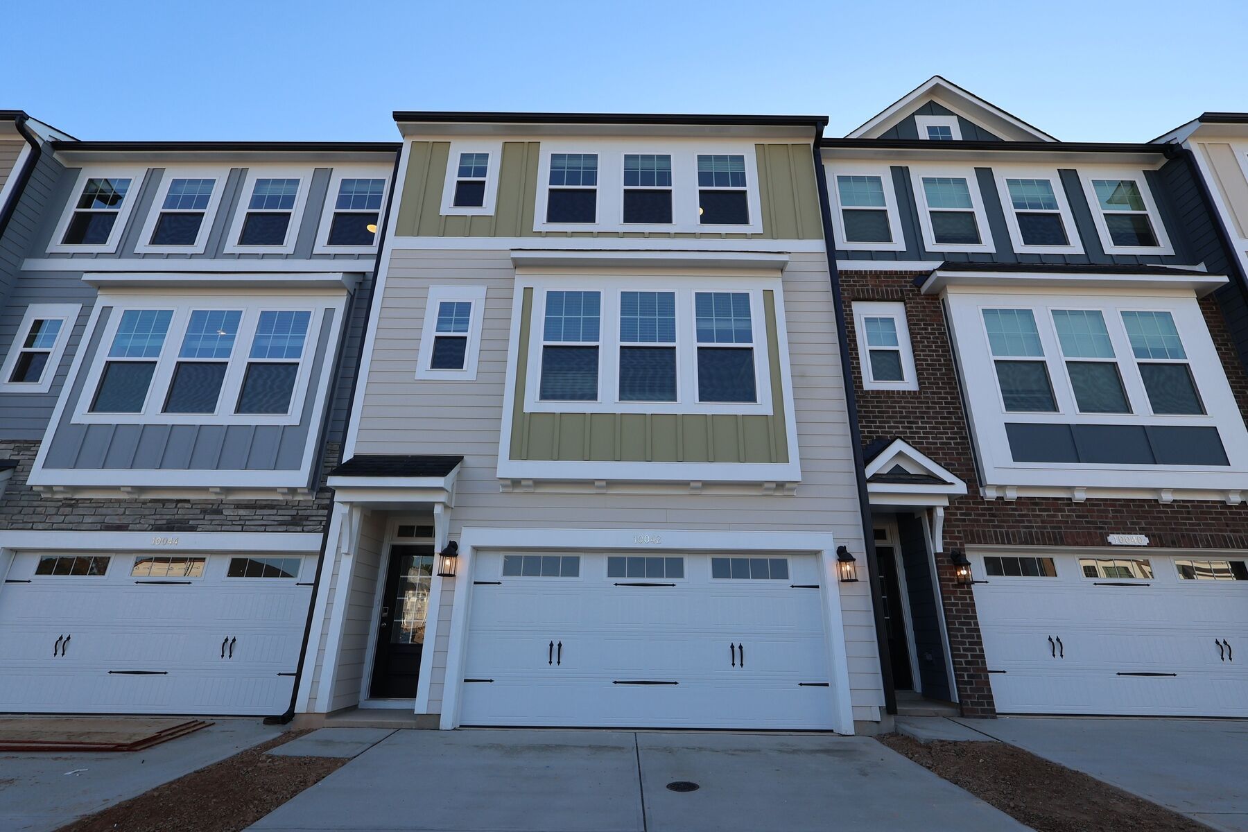 10042 Secluded Garden Drive. (Buckingham)