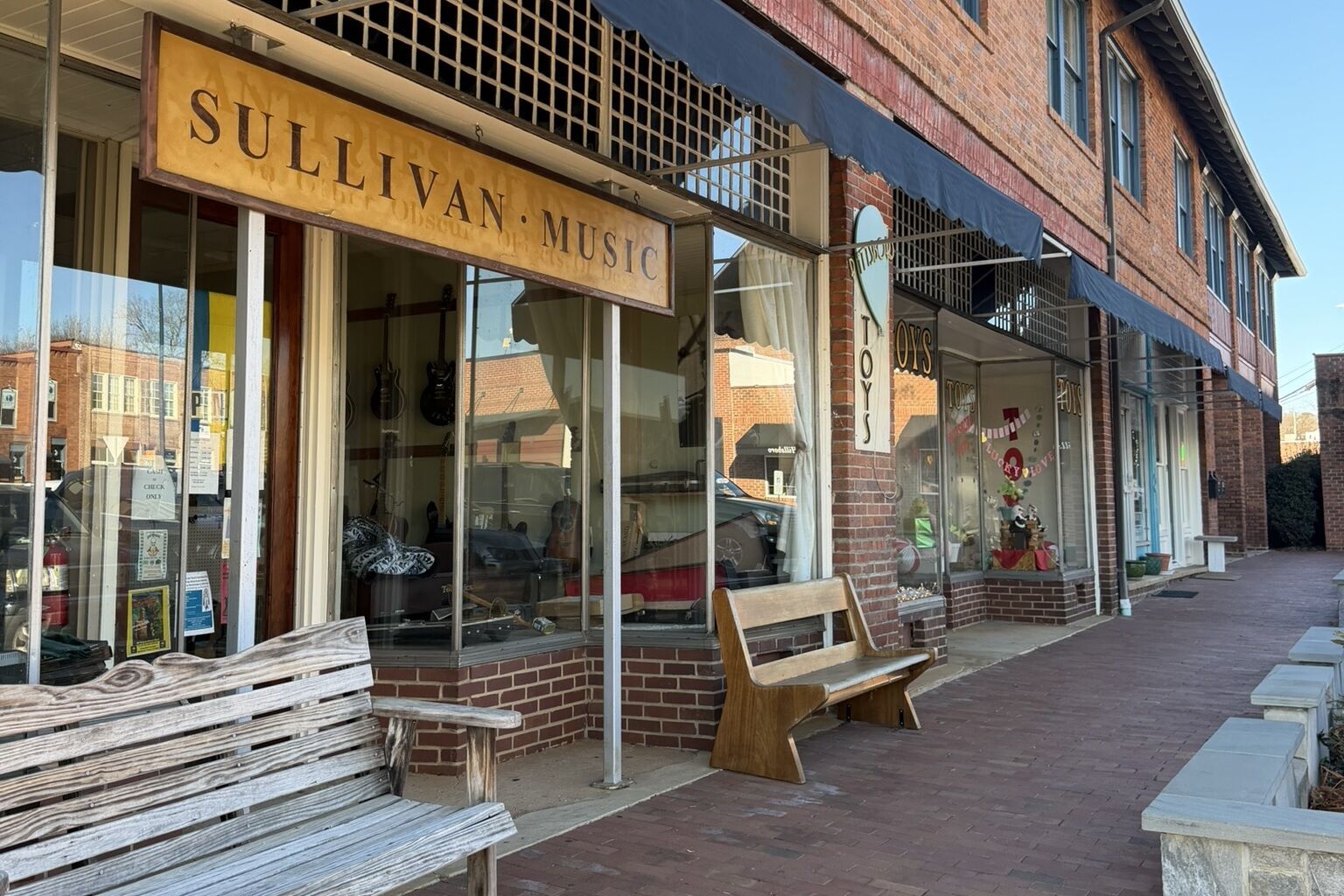 Downtown Pittsboro Shops