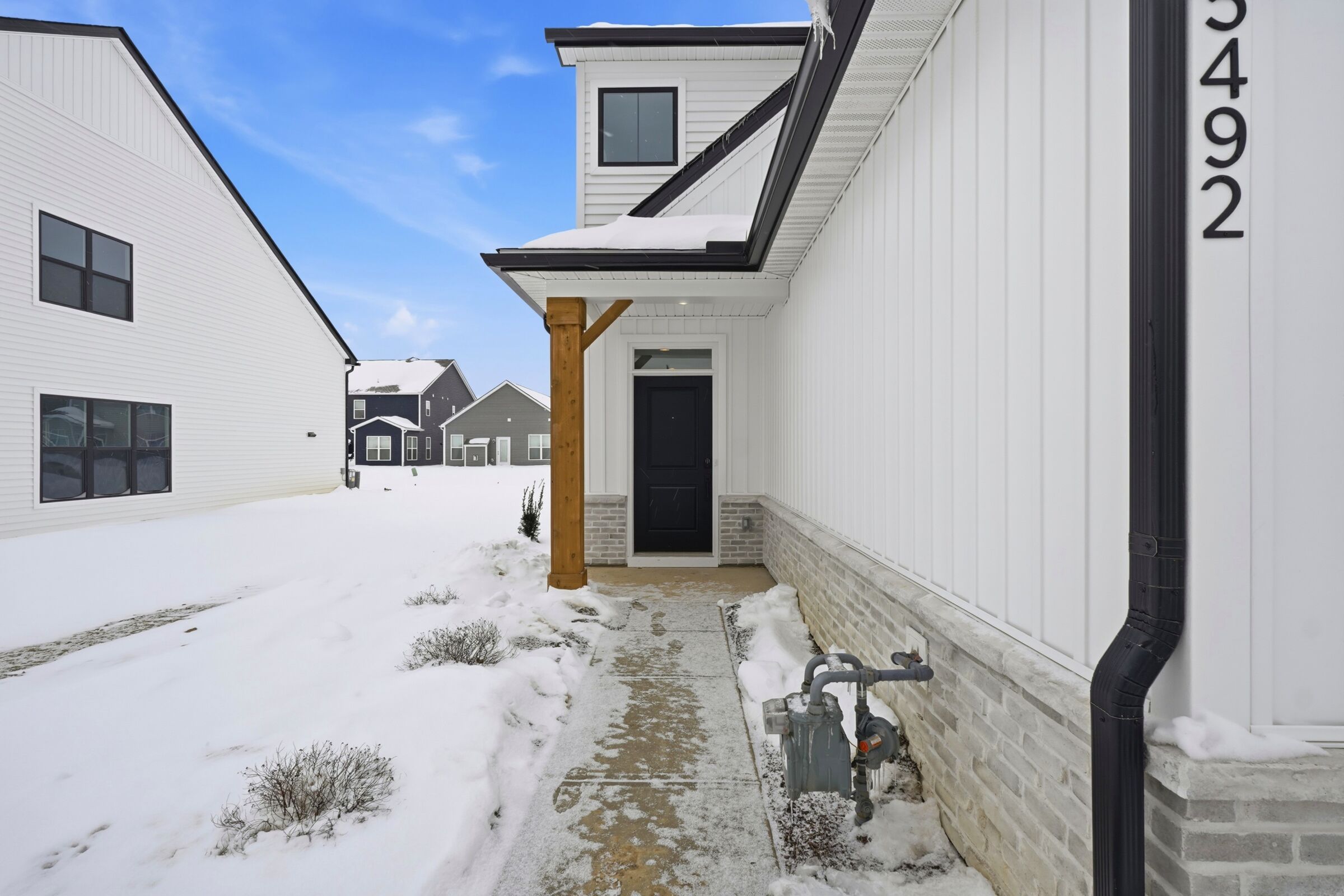 5492 Fawnsbury Court (Campbell)