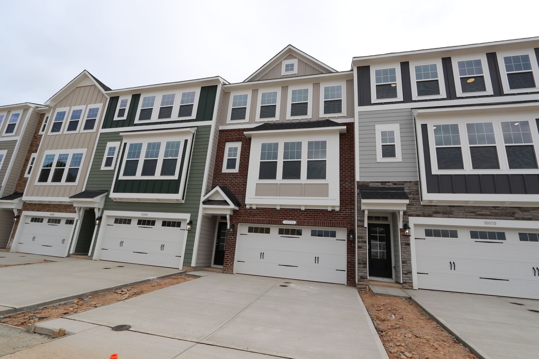 10052 Secluded Garden Drive (Hyde Park)