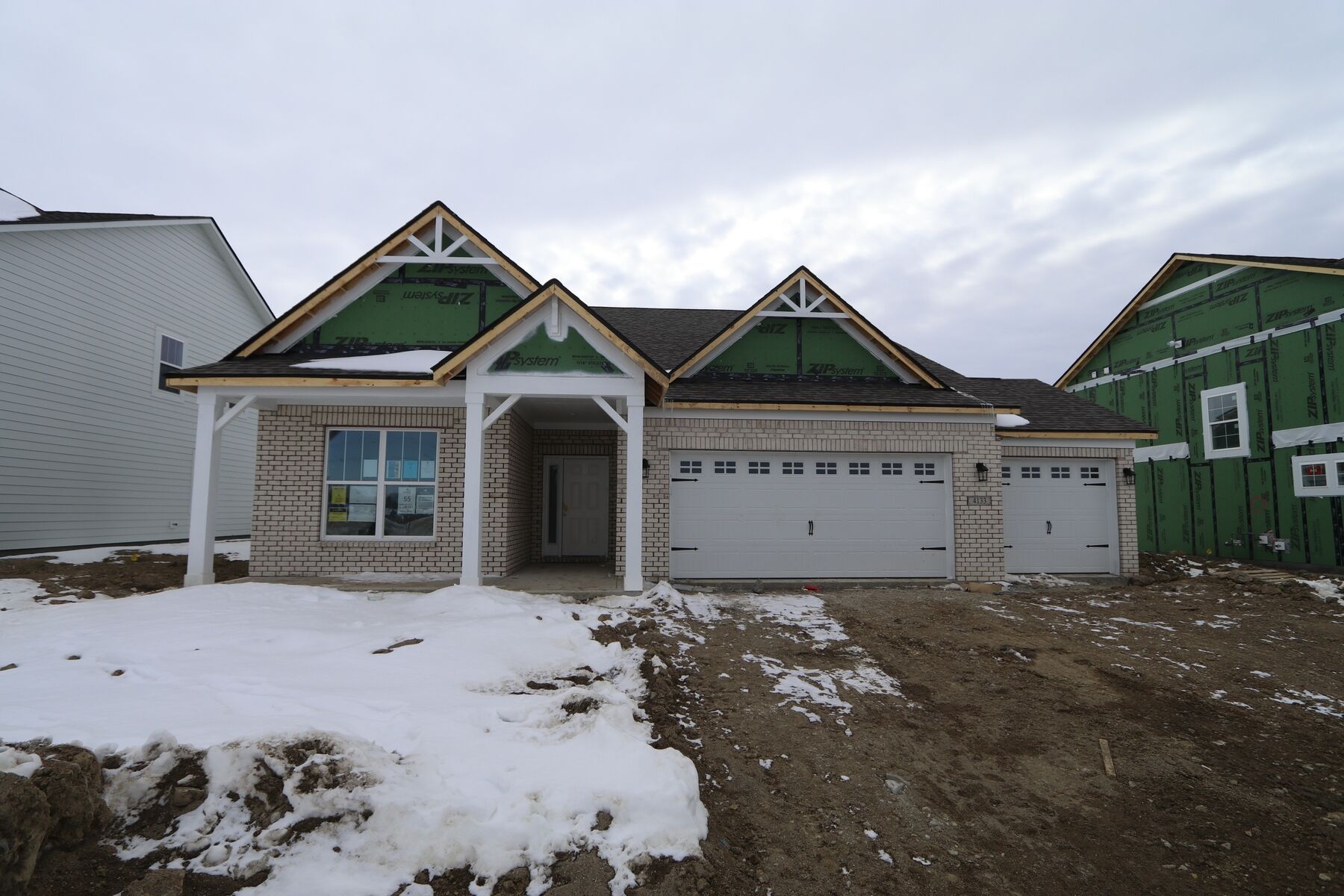 Ashton - Helm's Mill: McCordsville, Indiana - M/I Homes