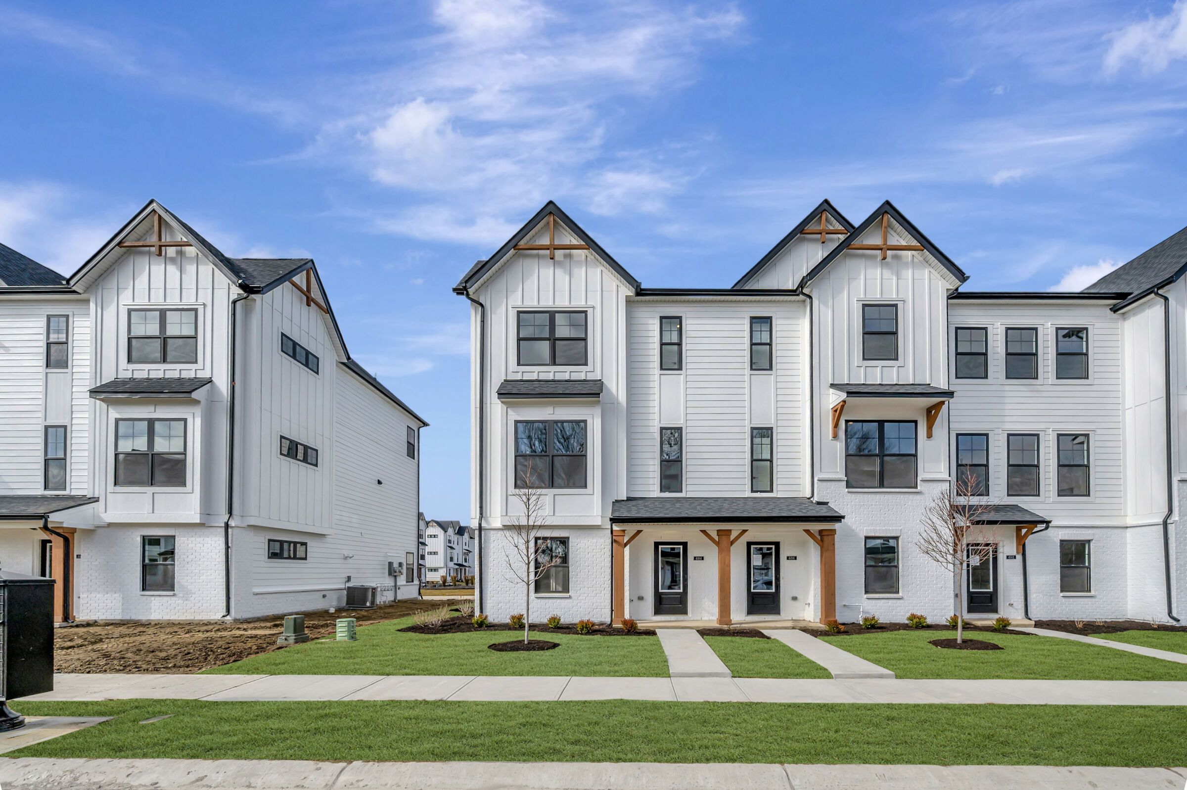 4494 Yellowwood Avenue (T1800)