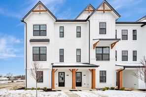 4472 Yellowwood Avenue (T1800)