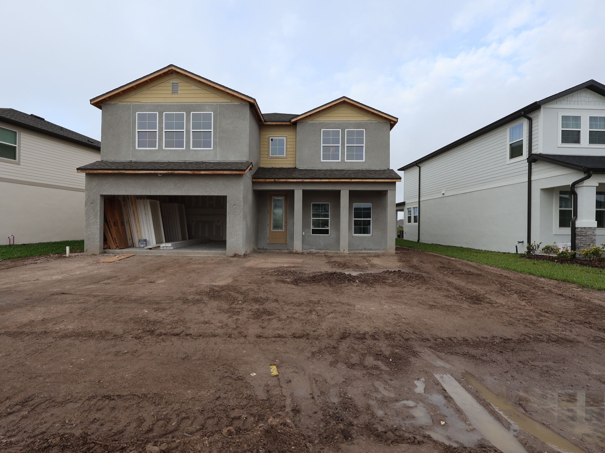 5615 Maydale Avenue (Coronado II)