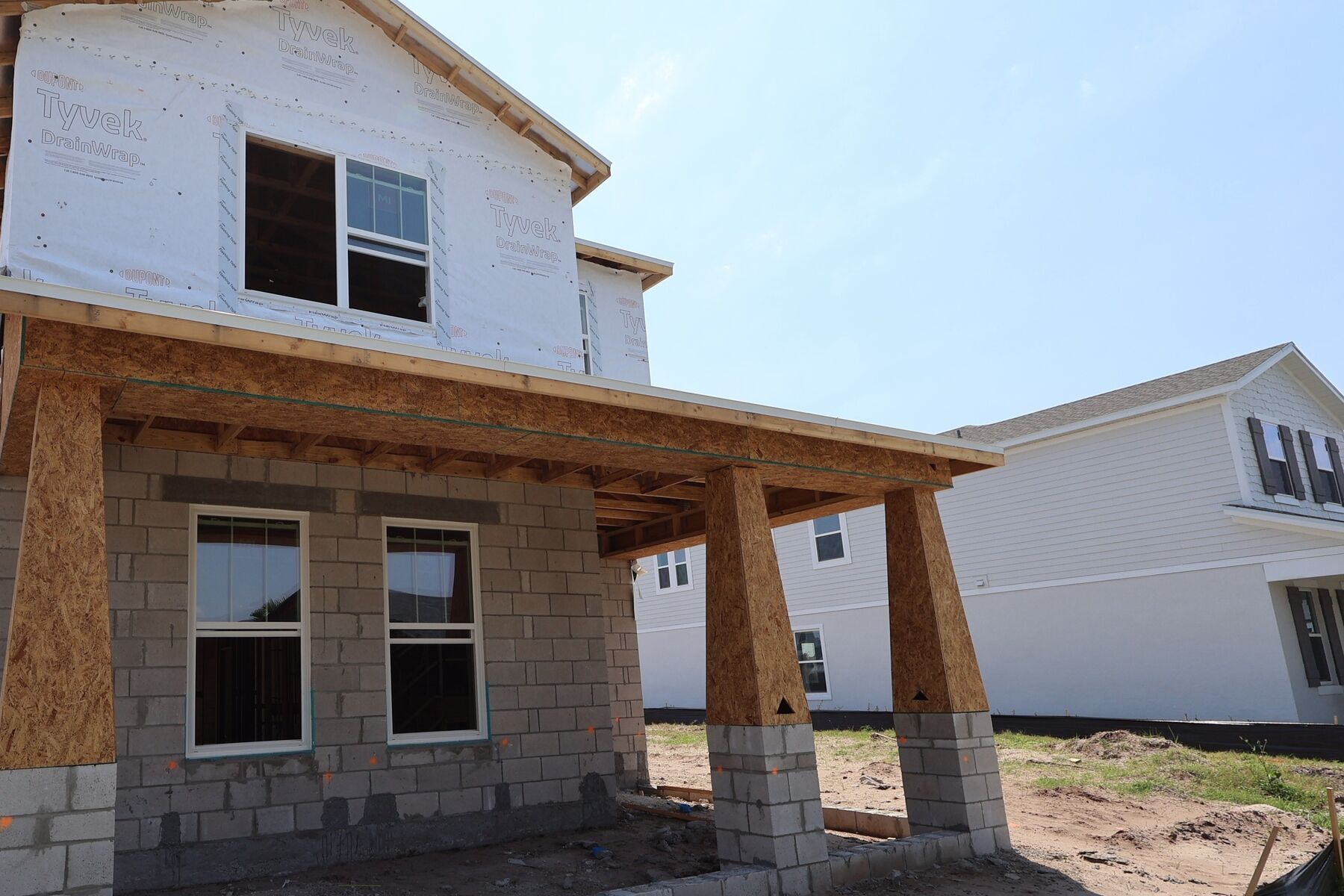 Sebring - Center Lake On The Park: Saint Cloud, Florida - M/I Homes