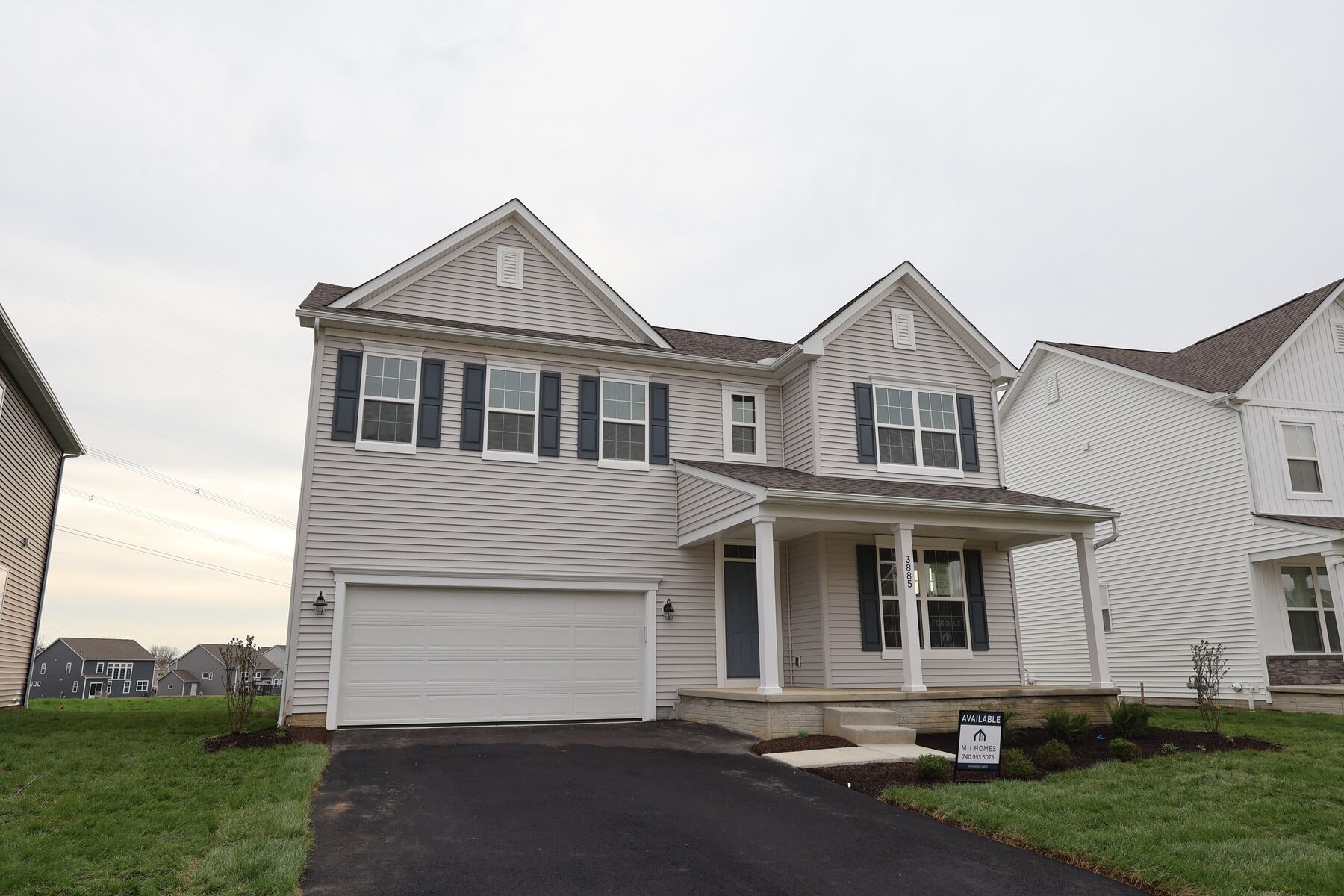 Duckhorn - Woodcrest Crossing: Powell, Ohio - M/I Homes