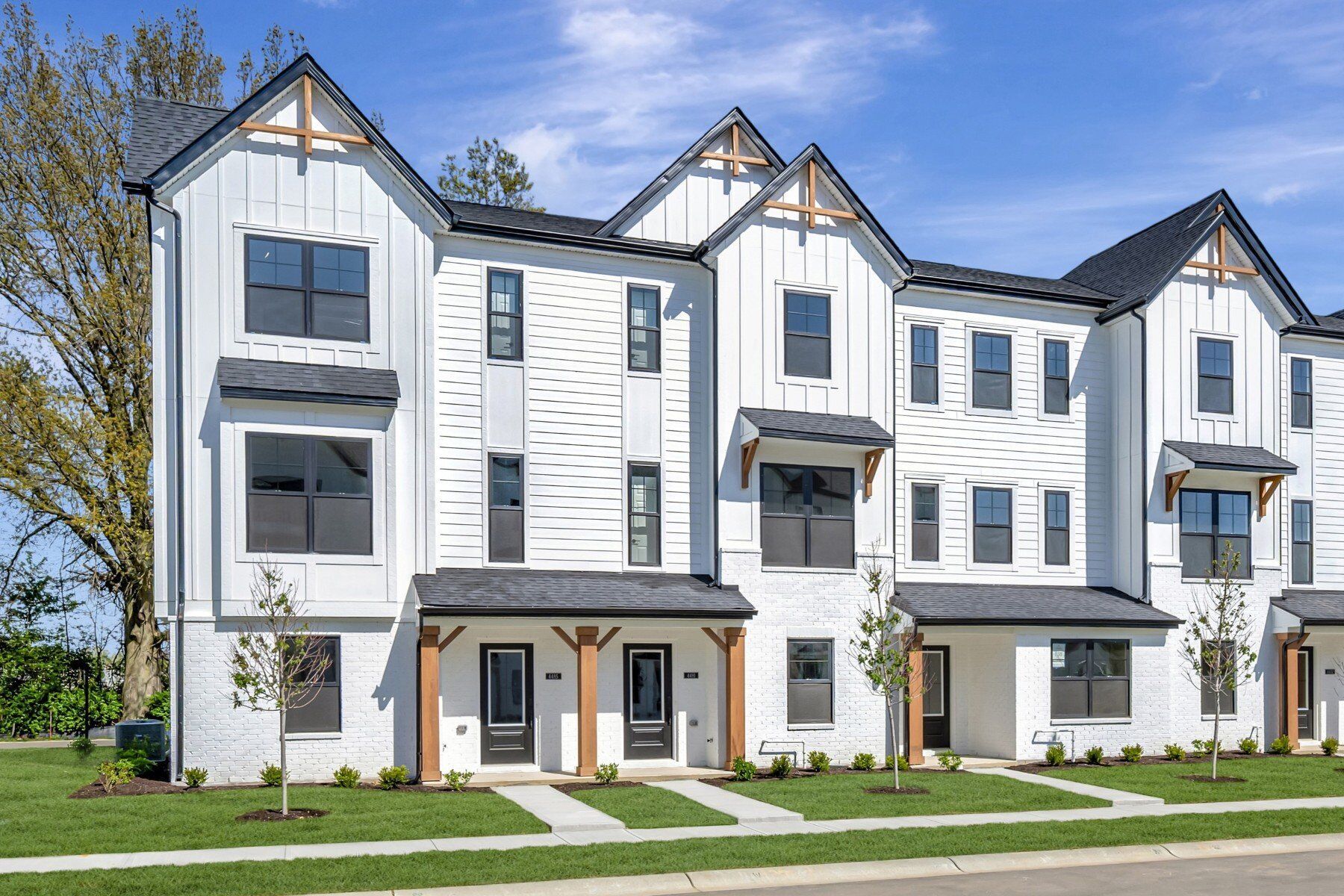 4481 Yellowwood Avenue (T1600)