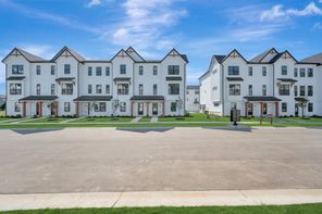 4486 Yellowwood Avenue (T1800)