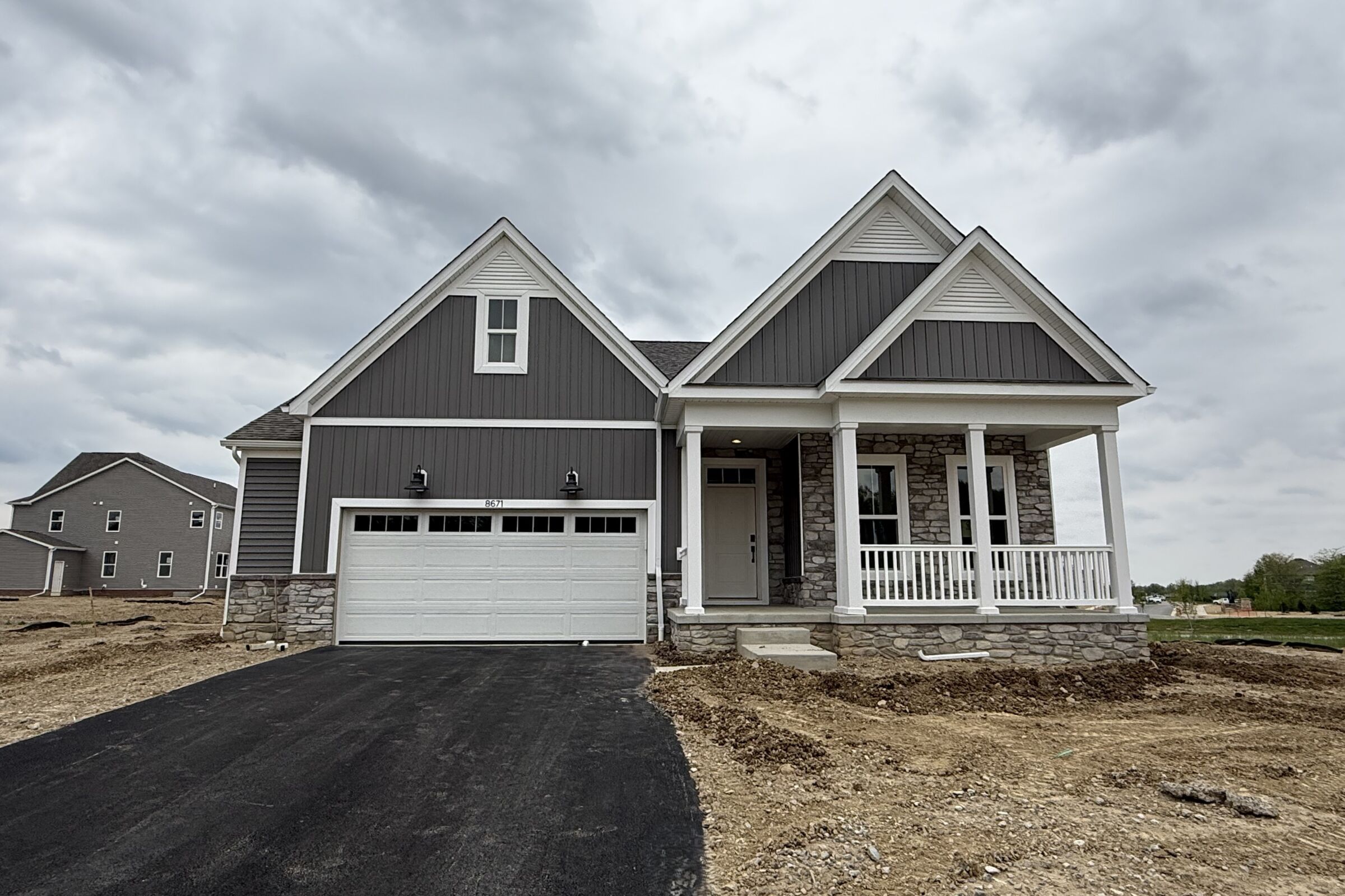 Wesleyan - The Ridge at Glacier Pointe: Plain City, Ohio - M/I Homes