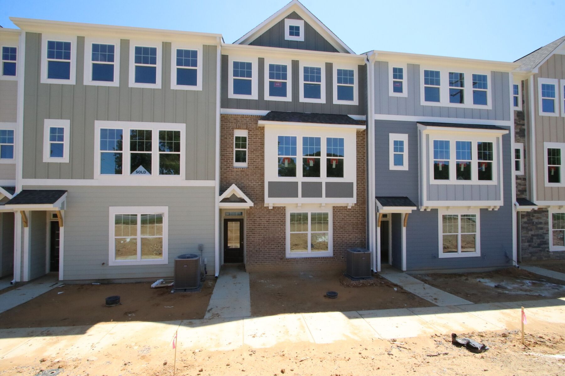 2909 Richardson Road (Hadleigh)