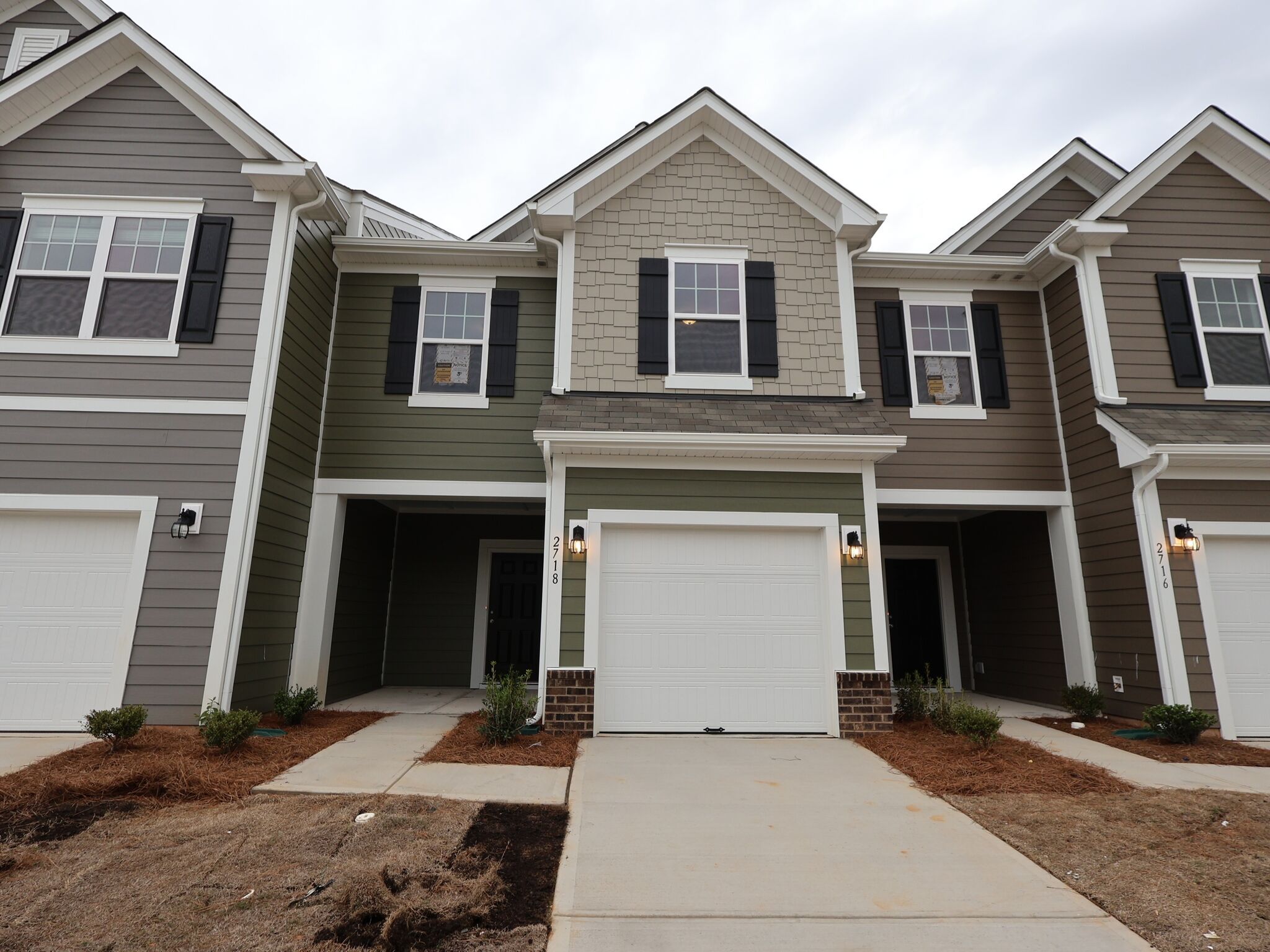 2718 Yeager Drive NW (Manchester)