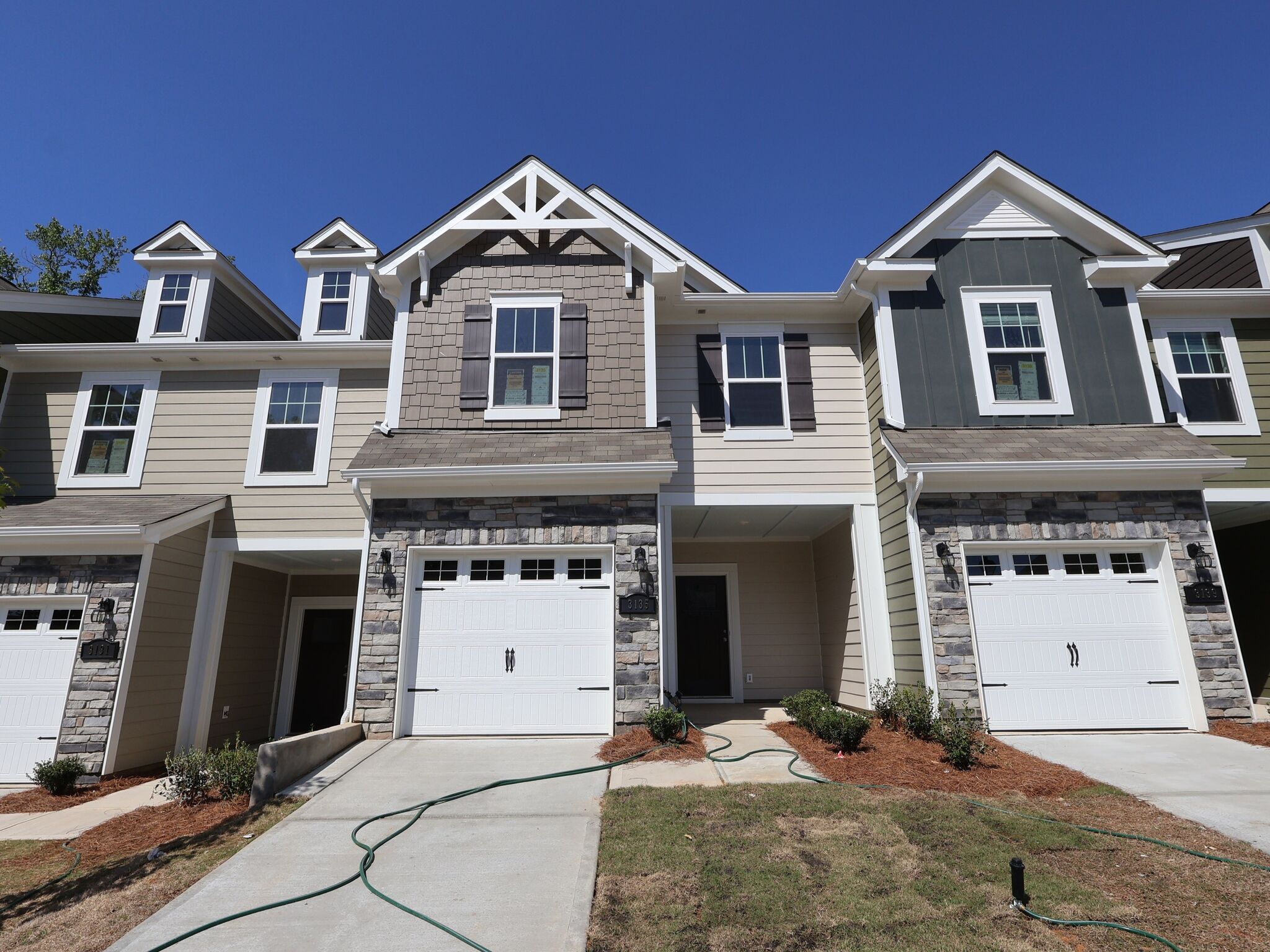 3135 Lilac Grove Drive (Manchester)